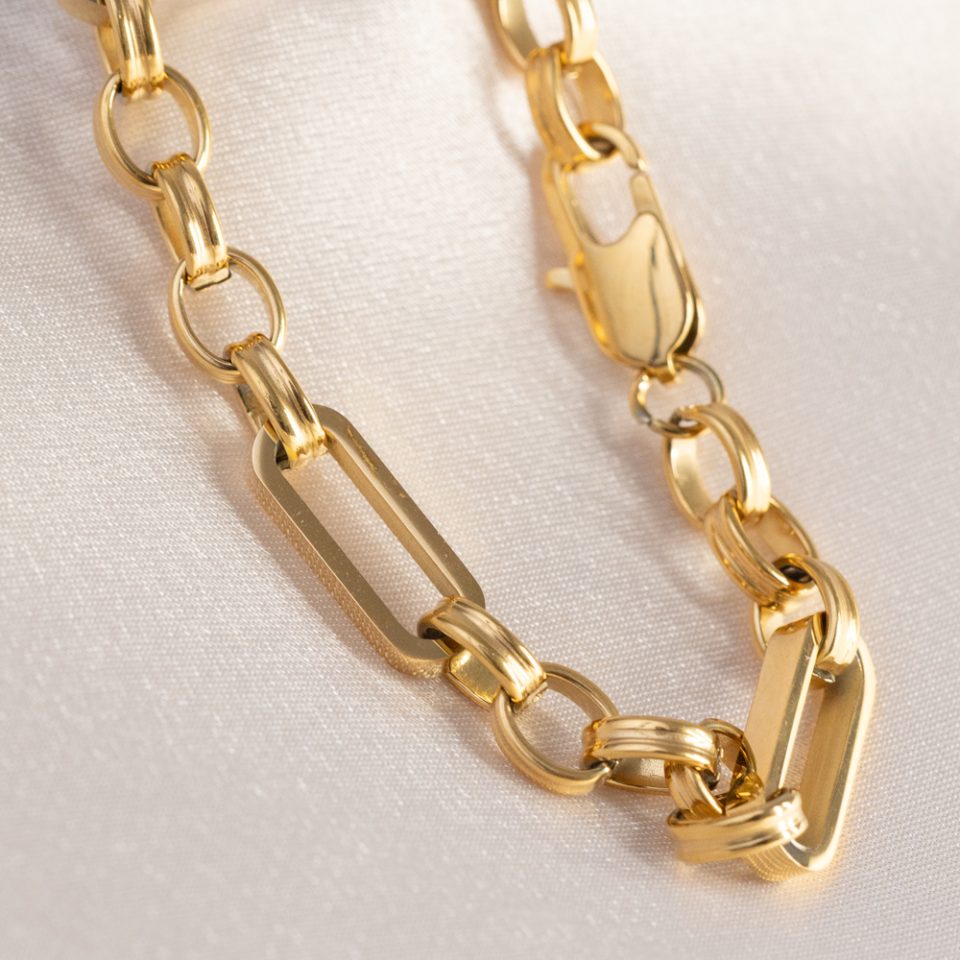 Alterna Link Gold Finished Bracelet
