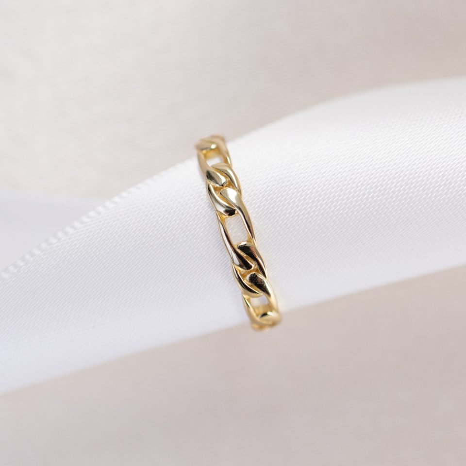 Endura Link Gold Ring
